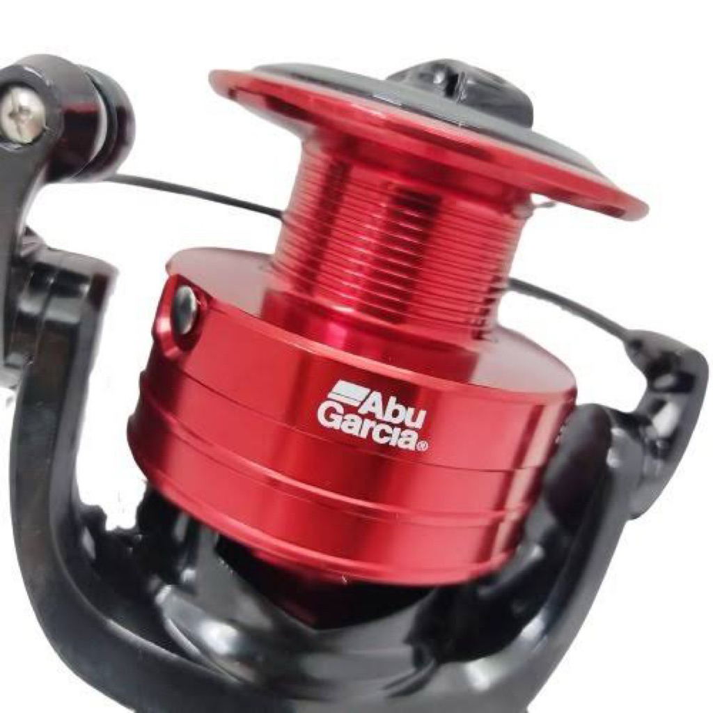 Reel pancing abu garcia black max II 2 40 setara size 4000