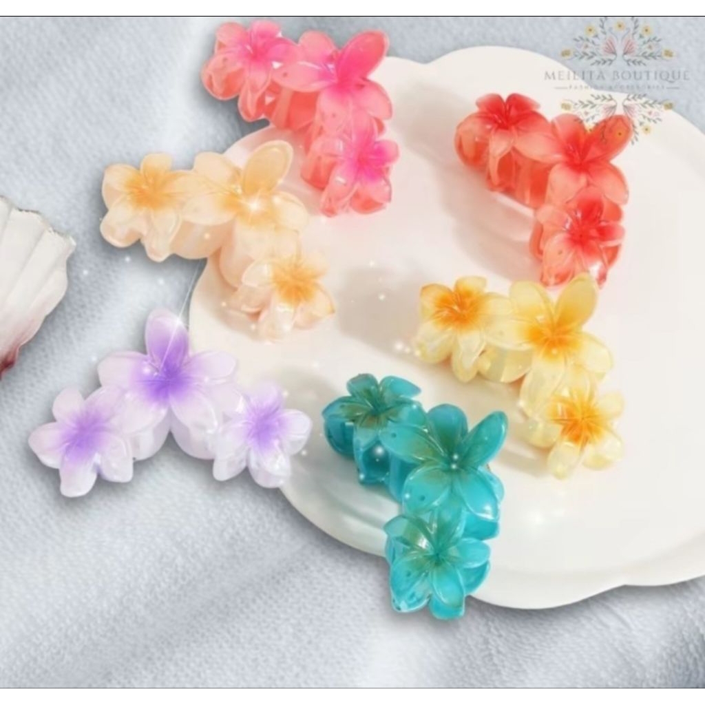 Jepit klip rambut bunga Bali kamboja besar