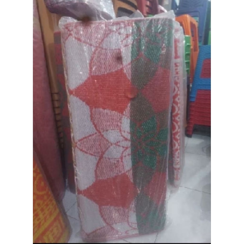 tikar plastik lipat tiga gunung super/tikar plastik ukuran 3x5