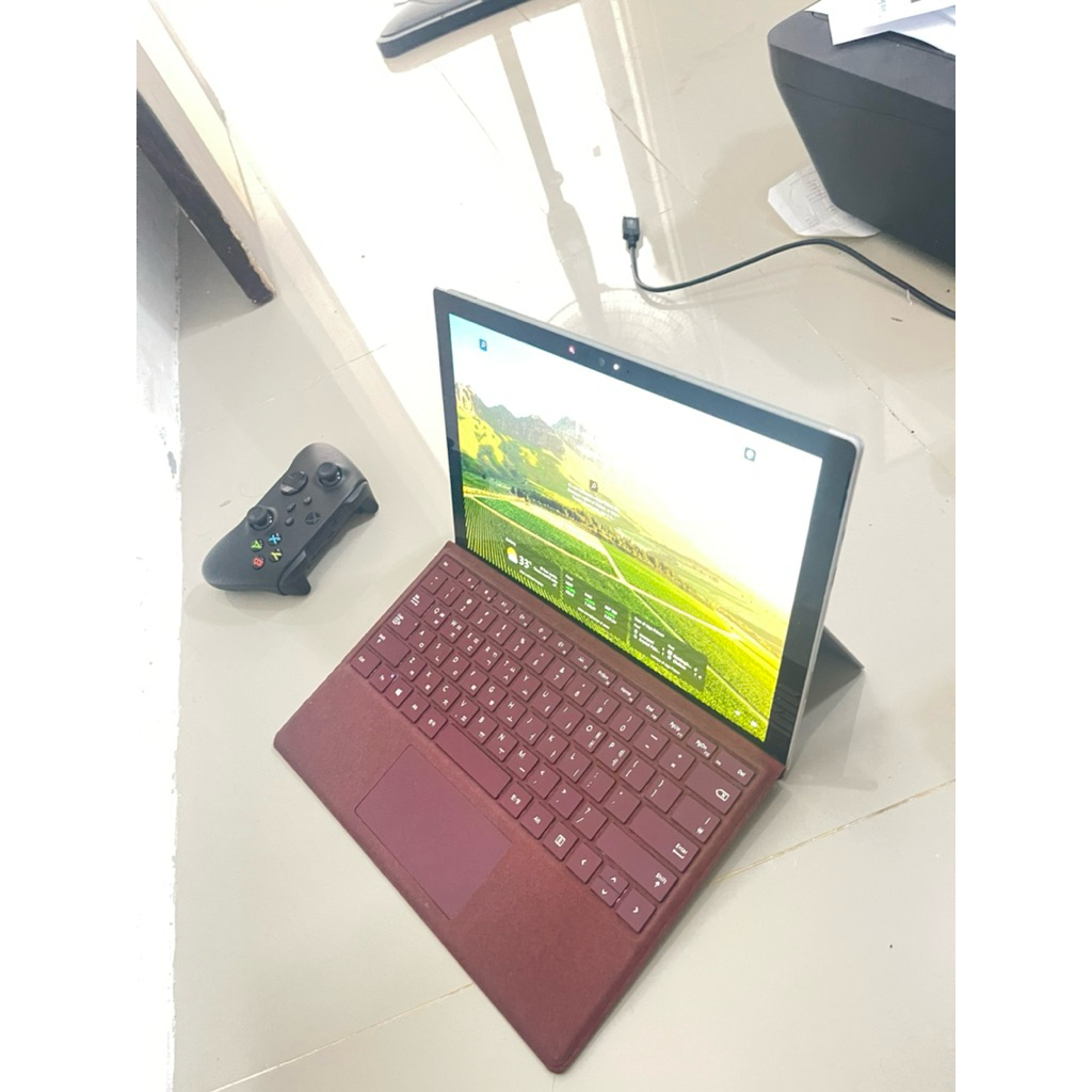 Microsoft Surface Pro 6 | Core i7 | RAM 8GB | SSD 256GB