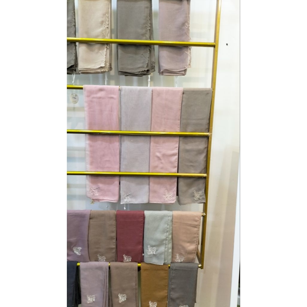 Hijab Ayu Dyah Handari