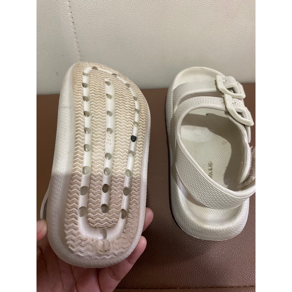 preloved sandal anak airwalk
