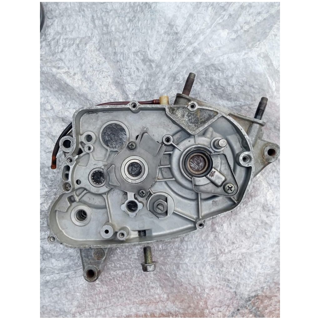 CRANKCASE KANAN RX KING NEW ORIGINAL LEPASAN UNIT YAMAHA RXKING CRENGKES KRANGKES CRANGKES KRENGKES 