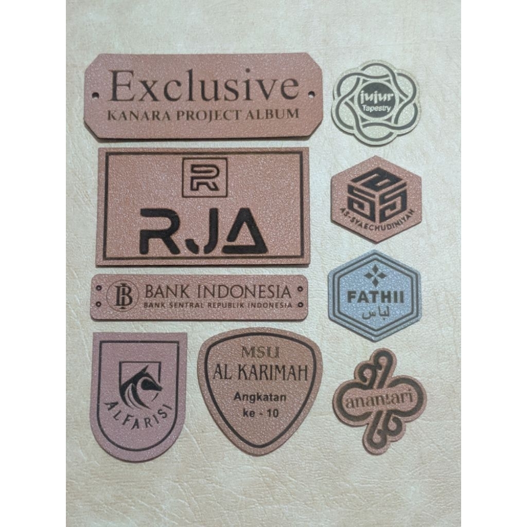 

Label Kulit Sintetis Grafir - Tebal - Khusus Ukuran Custom