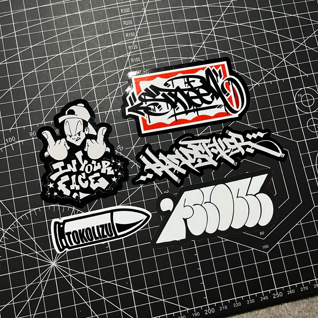

STIKER PACK GRAFFITI | IN YOUR FACE | STIKER HELM STIKER MOTOR STIKER LAPTOP STIKER HP