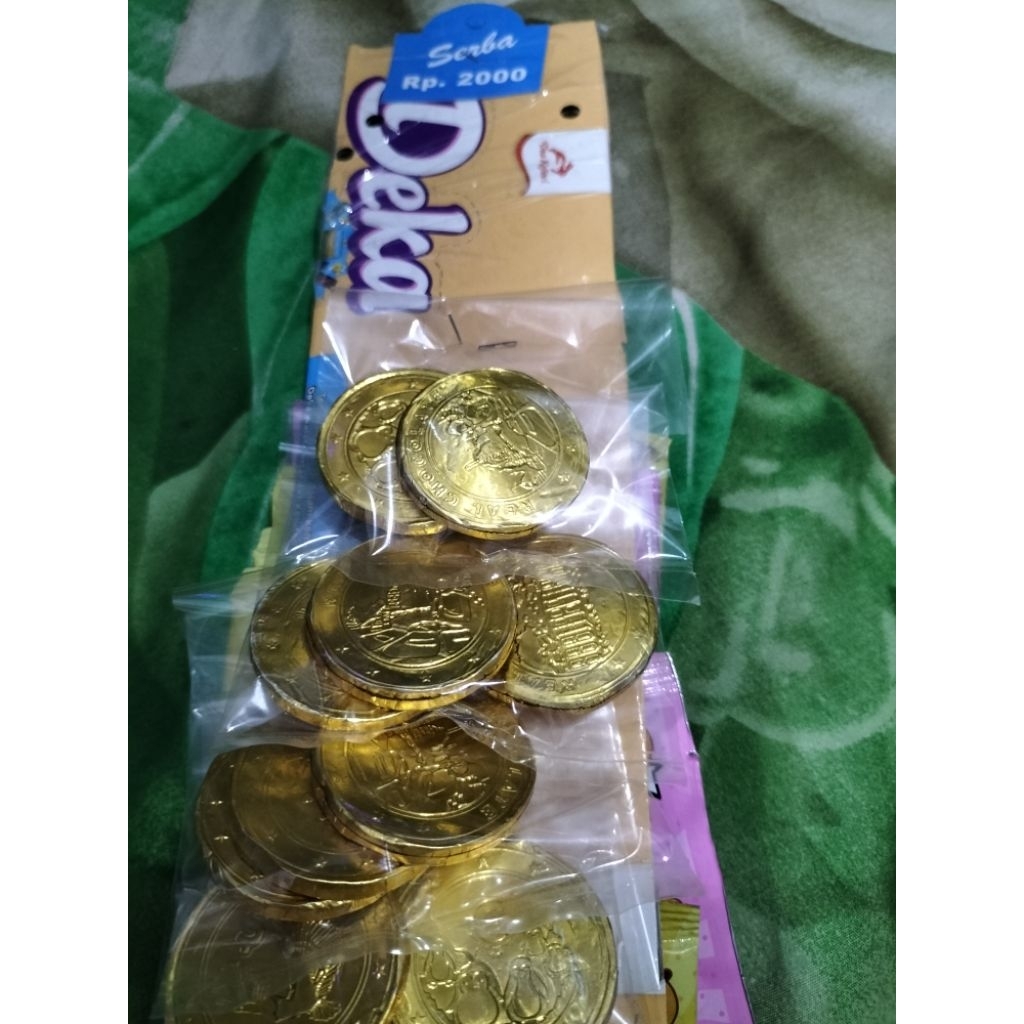 

Permen cokelat logam