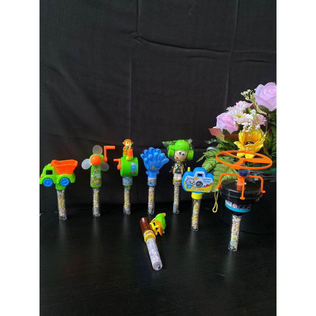 

Permen JUQI Space | Hand Clapper | Fan | Camera | Fishing | Wood Pecker | Giggle | Truck