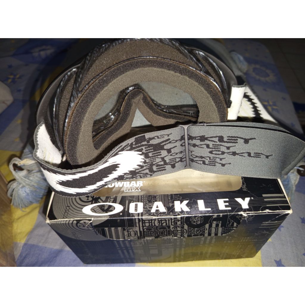 Kacamata Goggles OAKLEY Crowbar True Carbon Fiber
