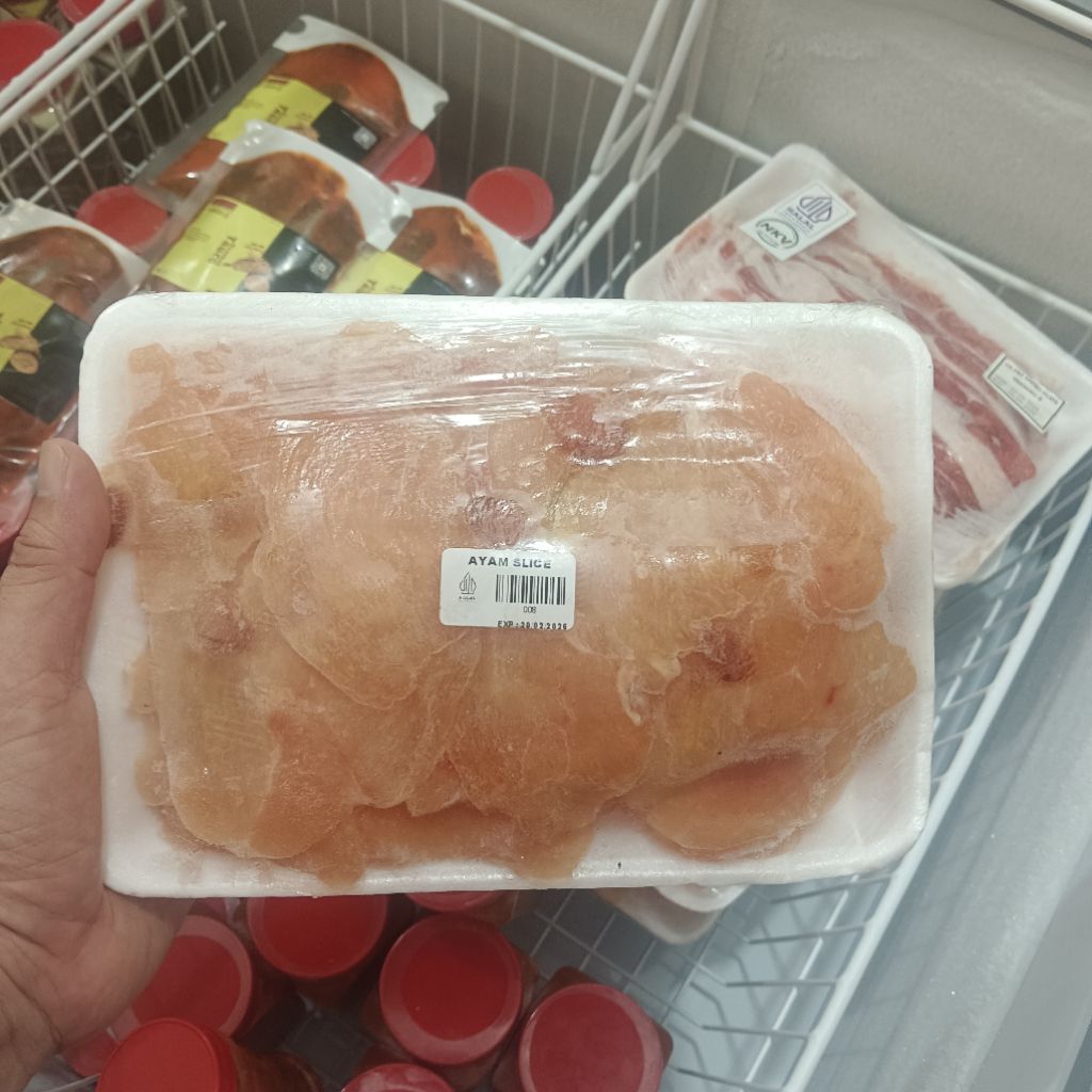 

Slice Dada Ayam Berat 500 gr, Bahan Bakso, Bahan Dimsum, Mpasi