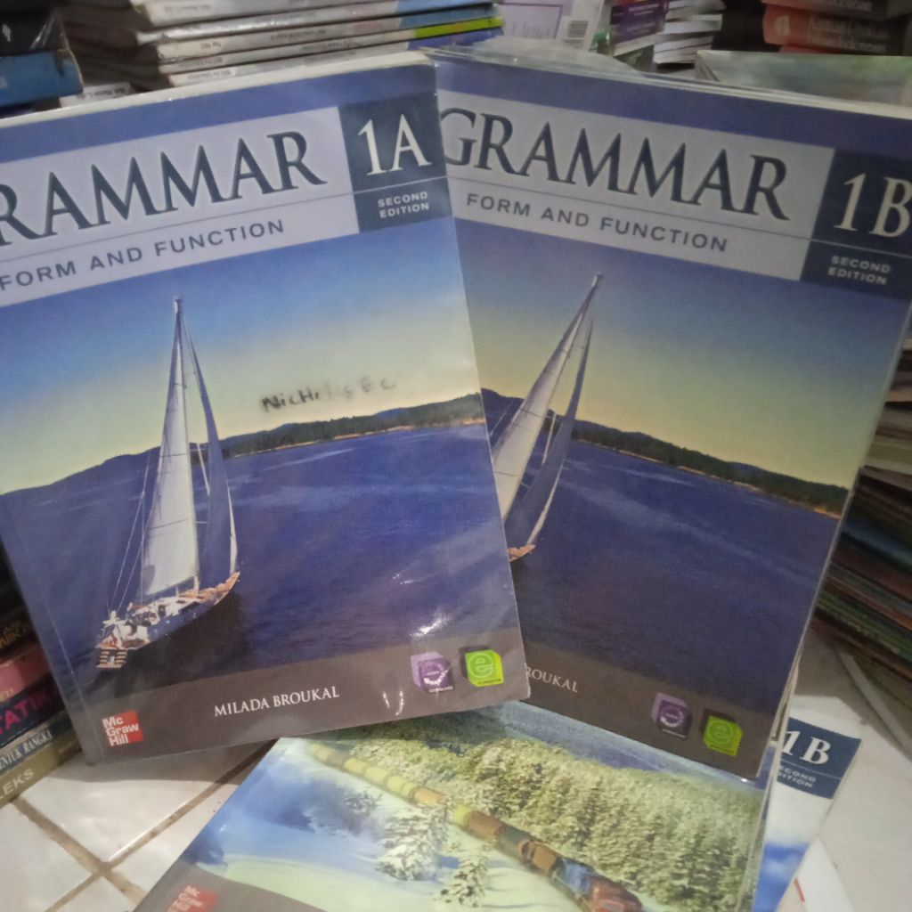 buku grammar form and function 1A &1 B second edition