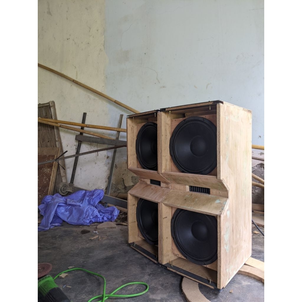 Box Speaker - Line Array 10 inch double + horn tweter
