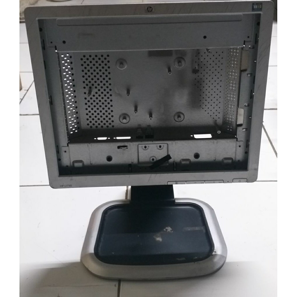 CASING MONITOR KOMPUTER HP L1750
