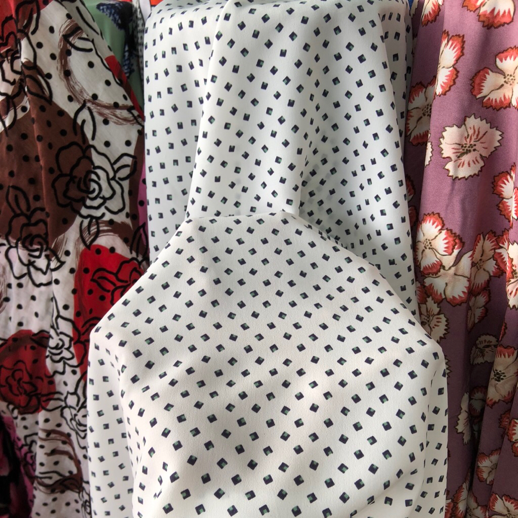 kain ledi zara crepe motif kotak - kain ledi zara crepe motif premium a1