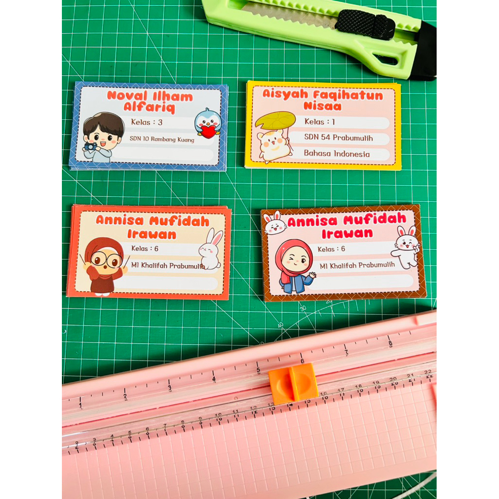 

Stiker Nama Custom Untuk Buku Anak