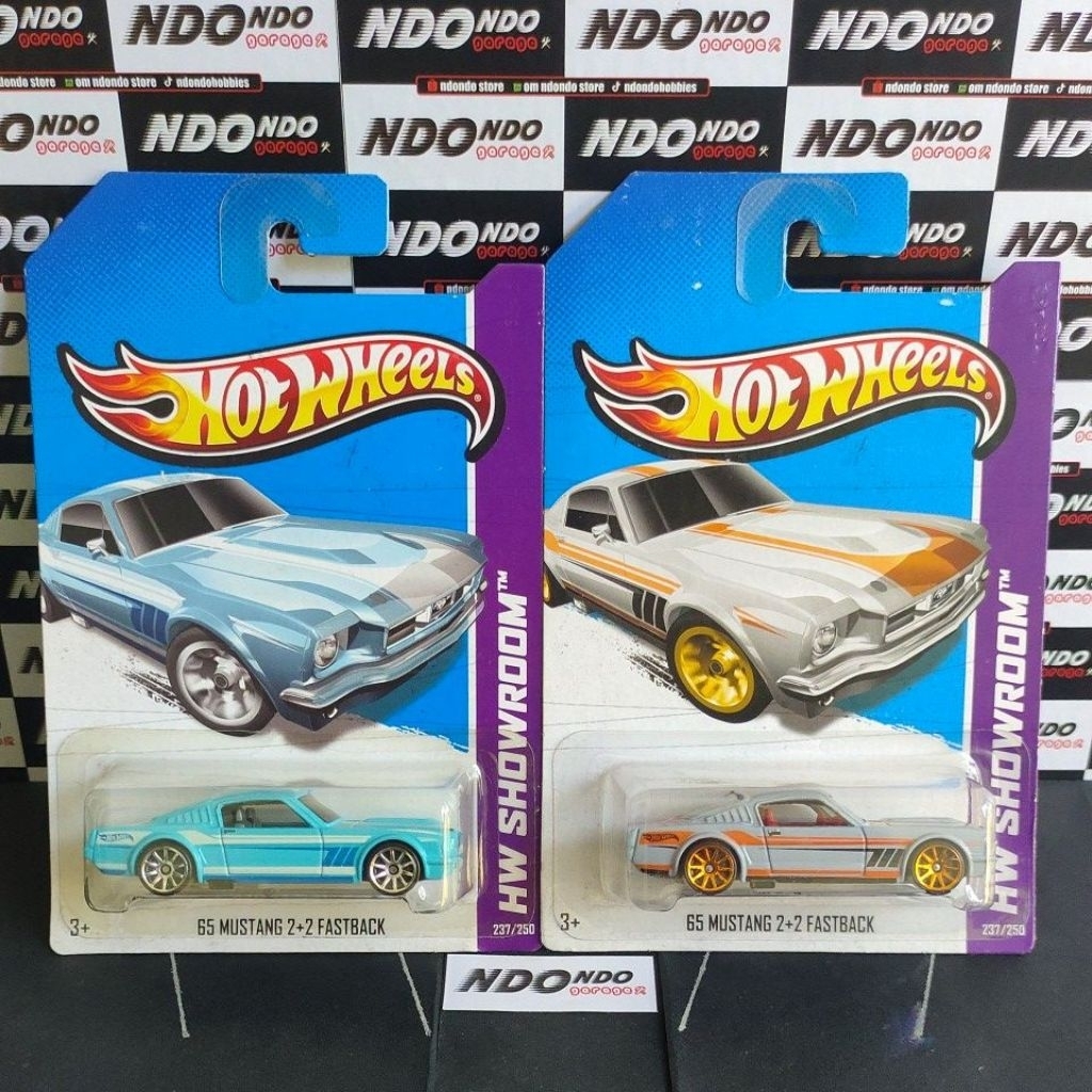 Hot Wheels '65 Mustang Fastback - 2013 HW Showroom