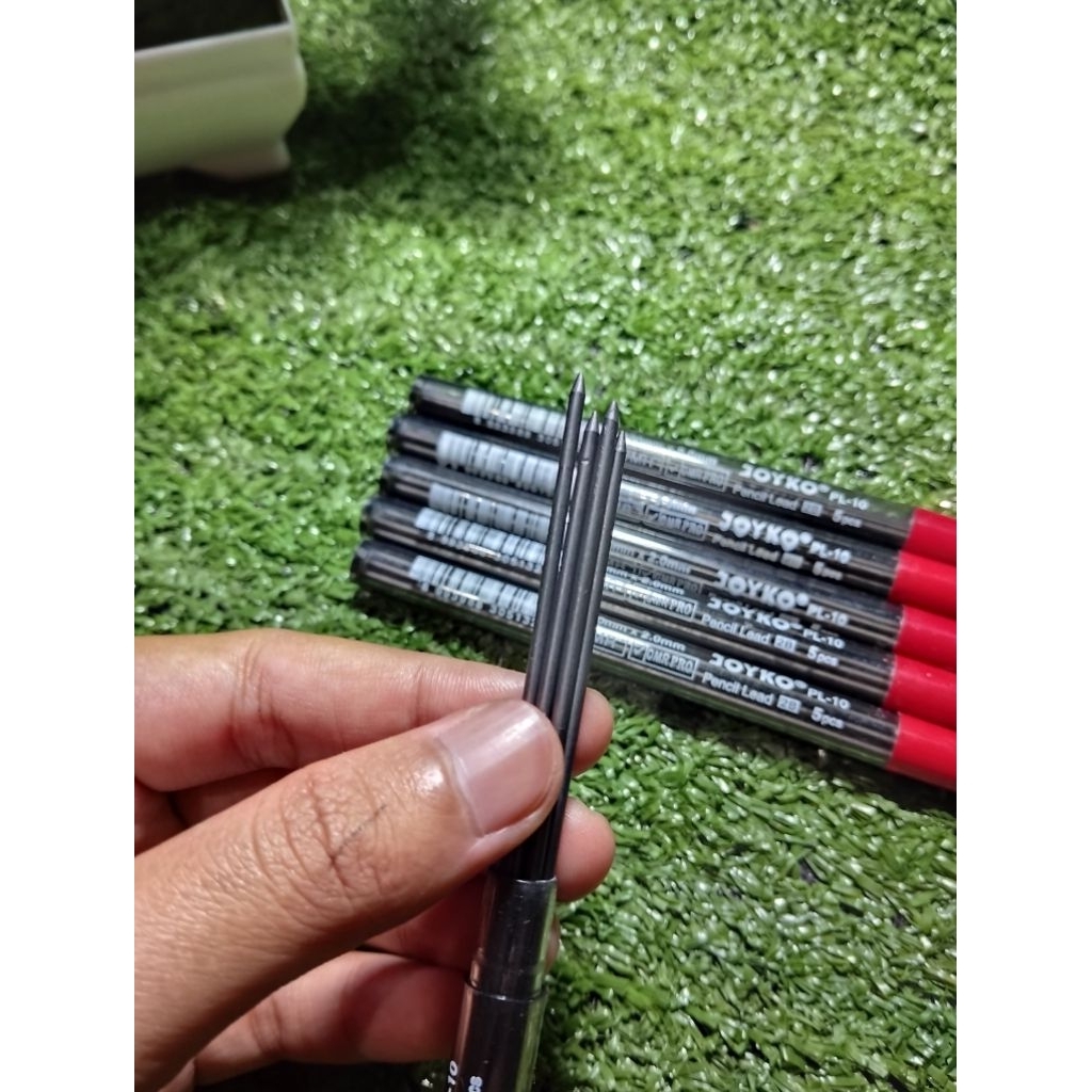 

isi pensil joyko