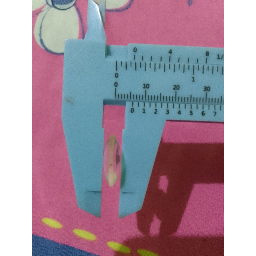 lensa cembung cembung diameter kisaran 17mm