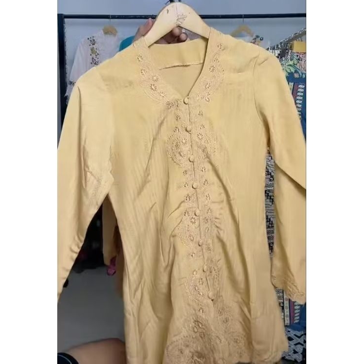 Kebaya Encim Lawasan (Preloved)