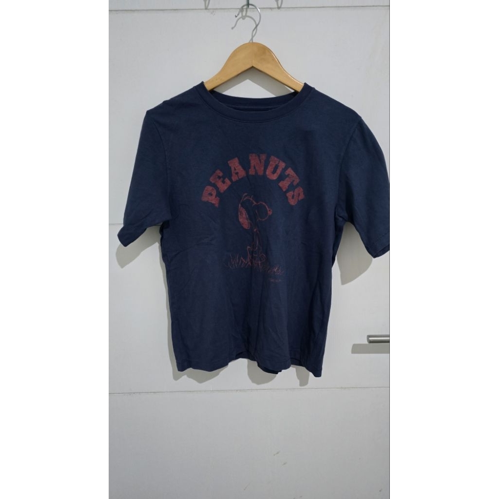 preloved kaos uniqlo