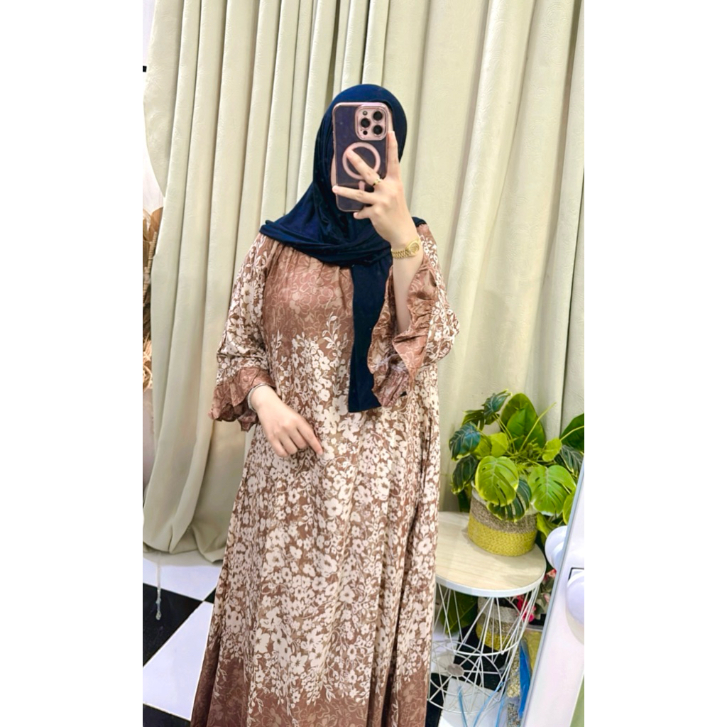 damis kanaya/ dress kanaya terbaru/ dress jumbo