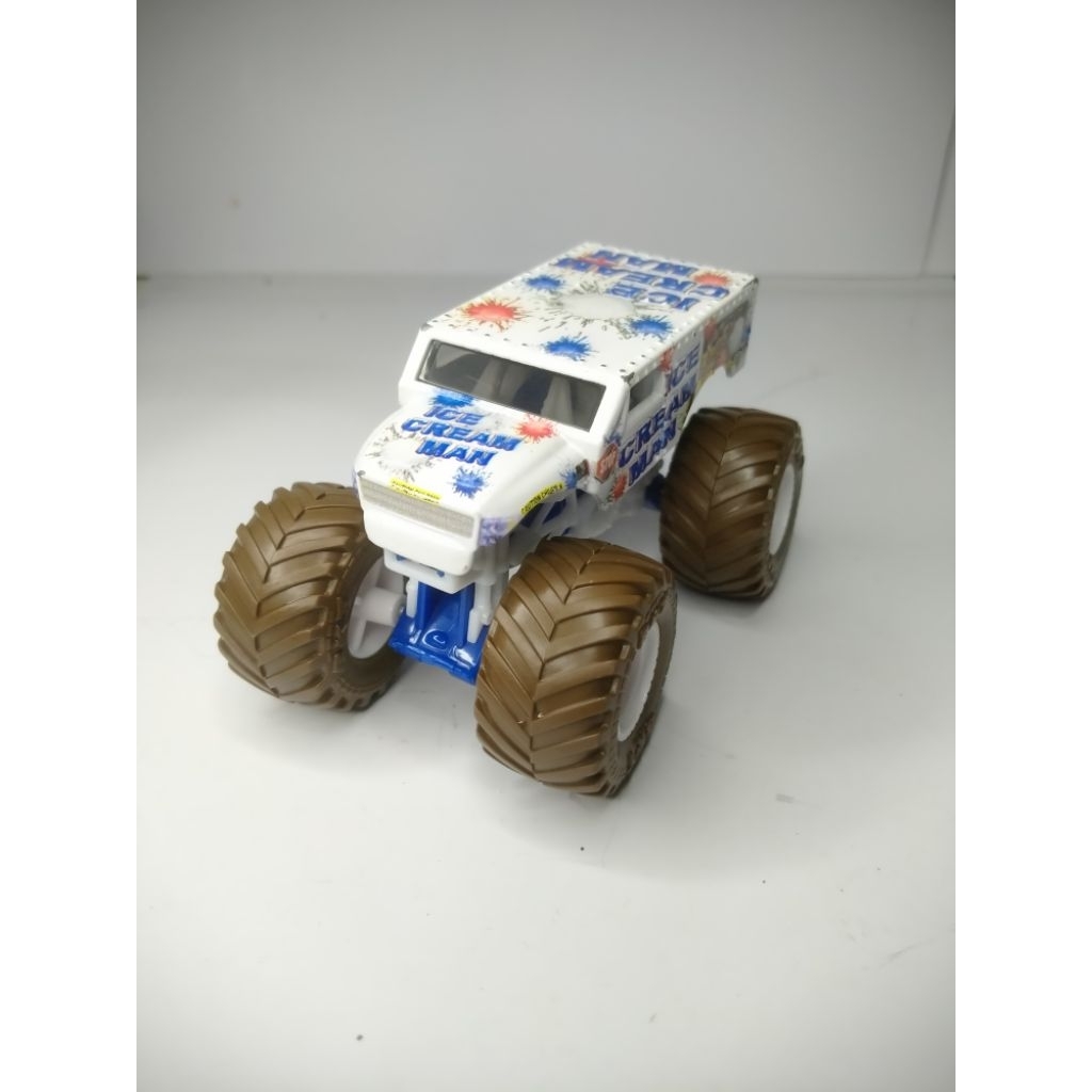 Hotwheels Monster Truck Ice Cream Man Loose