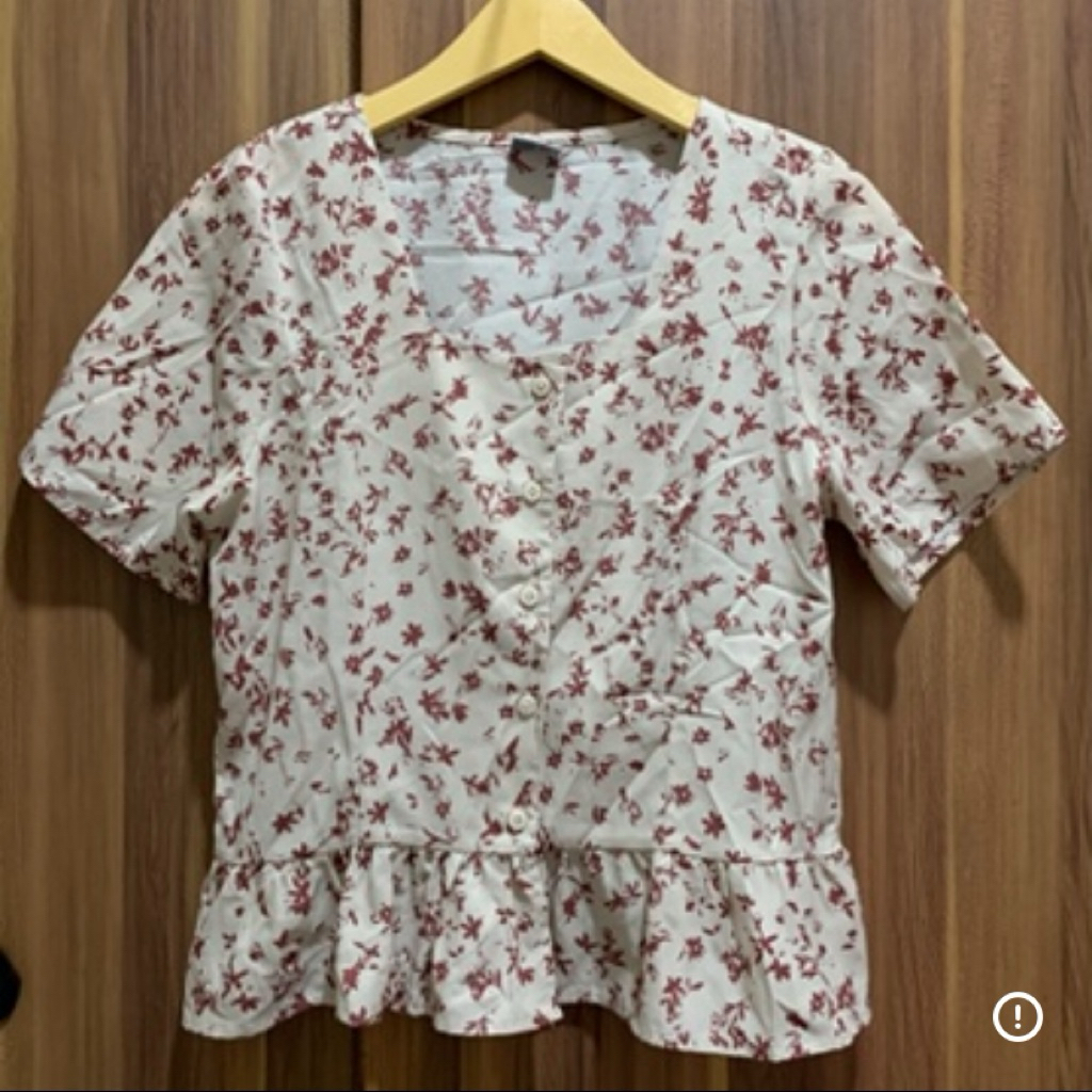 This is April/ Rok The Executive Preloved