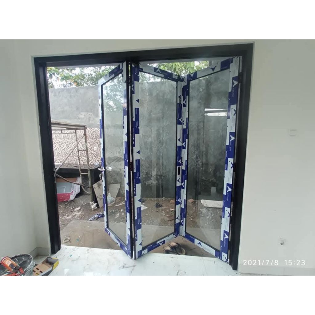 Pintu Lipat 3 daun Aluminium Alexindo