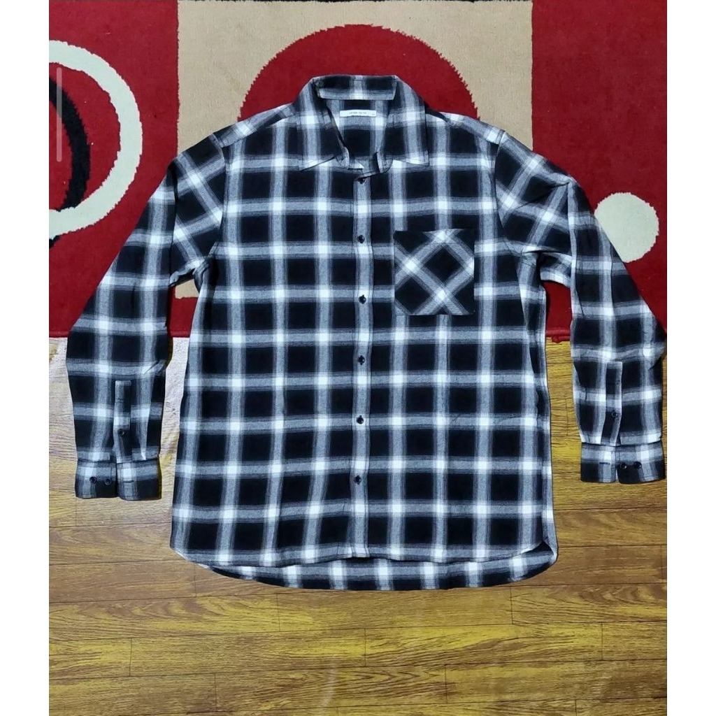 kemeja veterano desain united second original