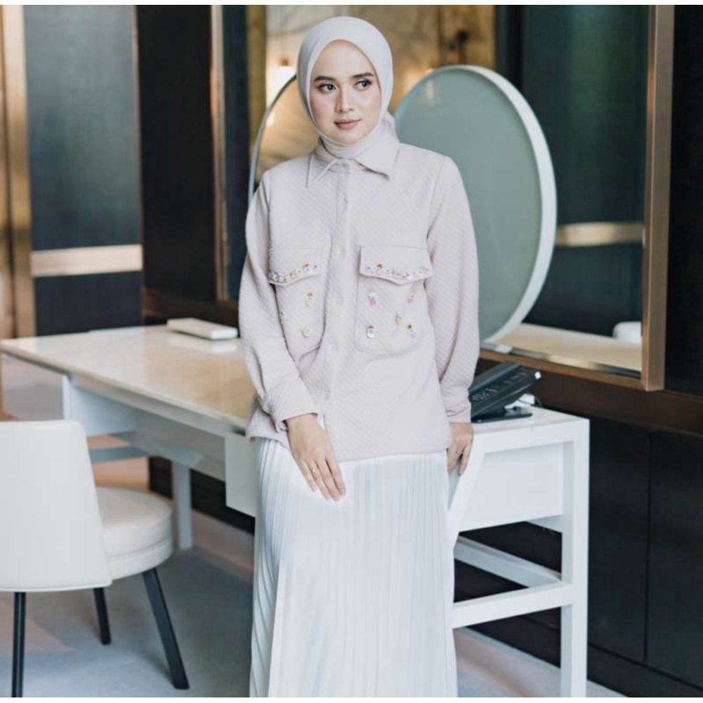 Jenna and Kaia Zia Top Creme