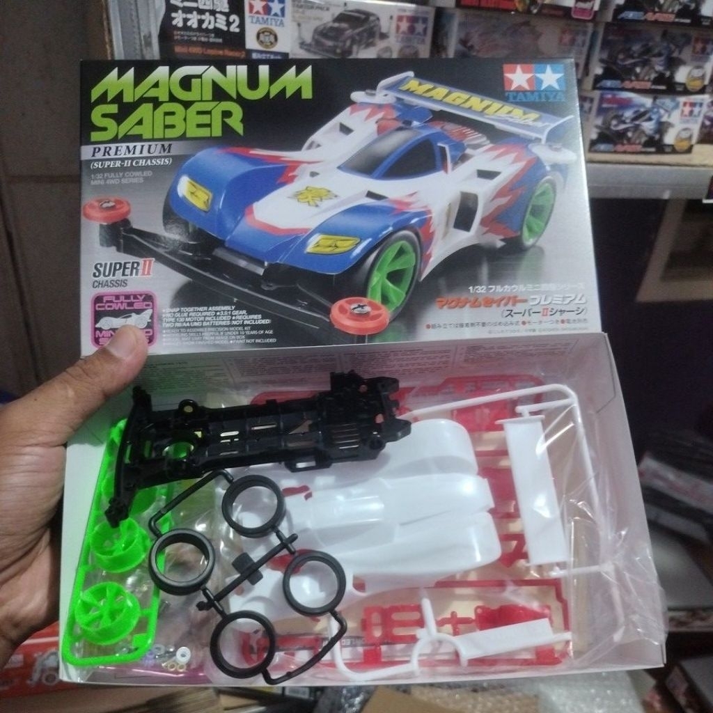 TAMIYA 19431 MAGNUM SABER ( MINUS BODY ROLLER DAN DINAMO )