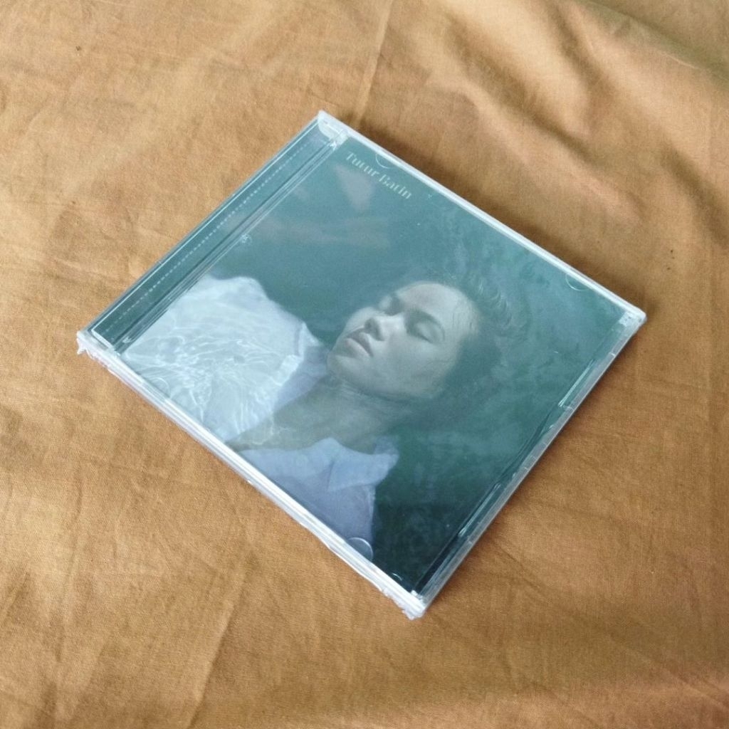 CD Yura Yunita - Tutur batin - Segel
