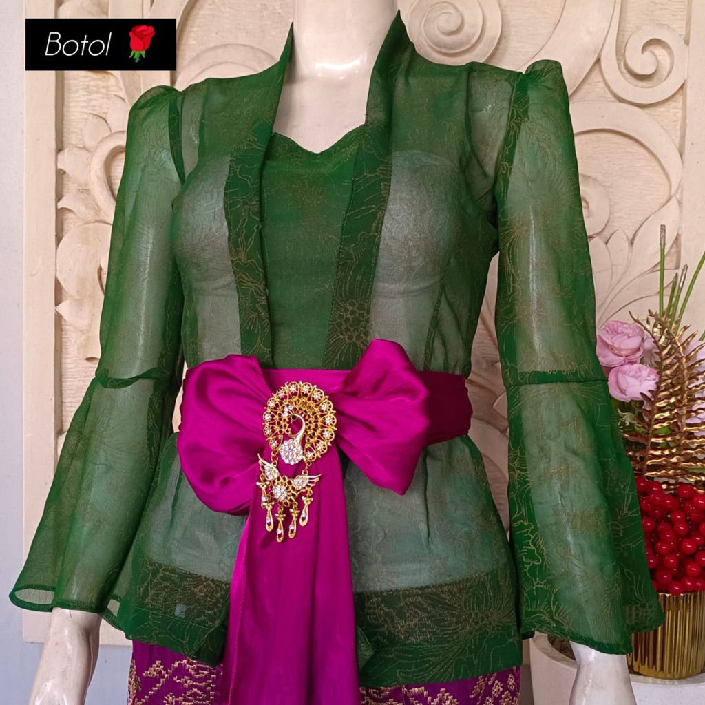 KEBAYA BALI LUKIS TINTA EMAS