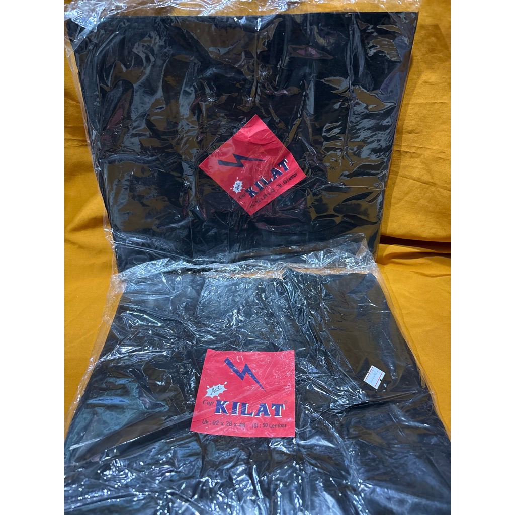 

KILAT 02x28HITAM/ uk 10liter beras.di atas tanggung @50lembar bhn tebal