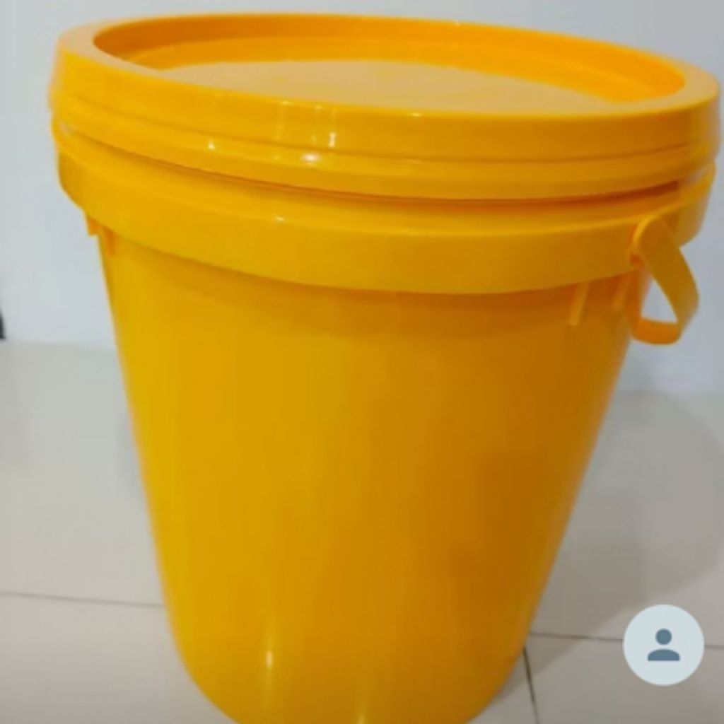 Ember Plastik/Tutup/Pail/Cat/20 Liter/25 Kg/KUNING
