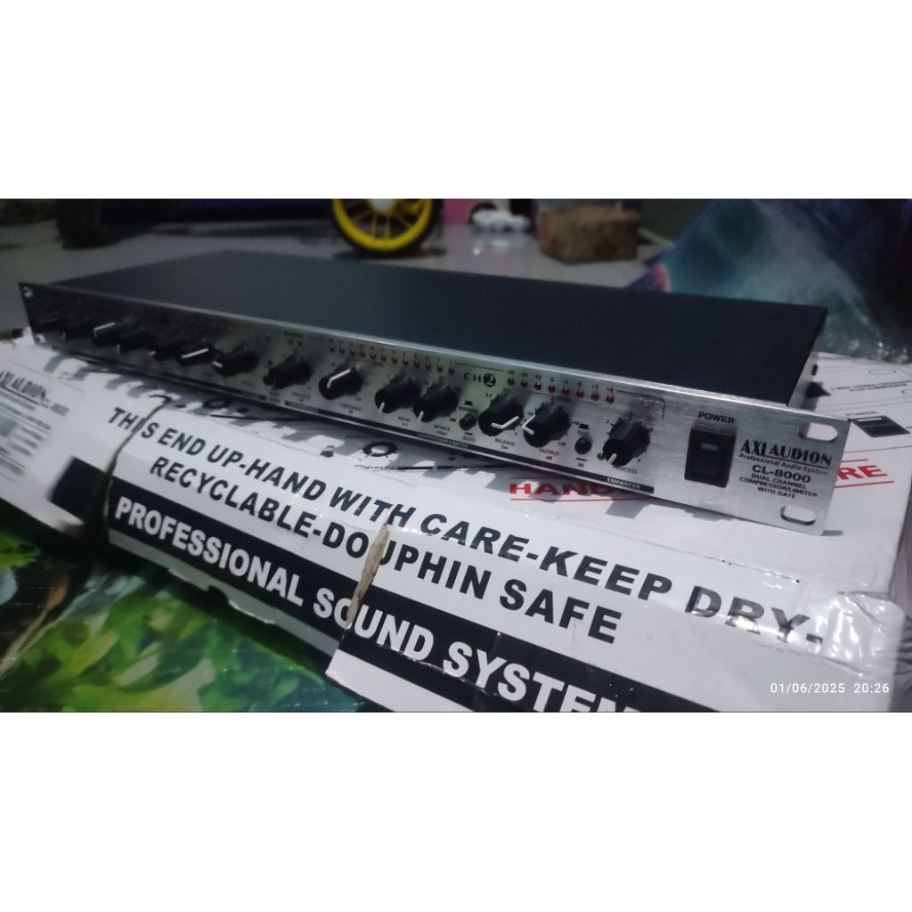 compresor limiter gate AXL AUDION CL8000