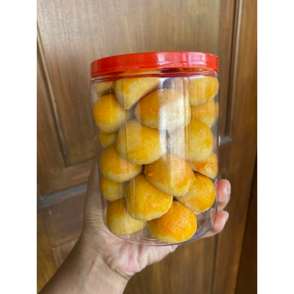 

Nastar Termurah.. Kue kering (kuker) Nastar isi selai nanas berat lebih 300grm, kue lebaran murah