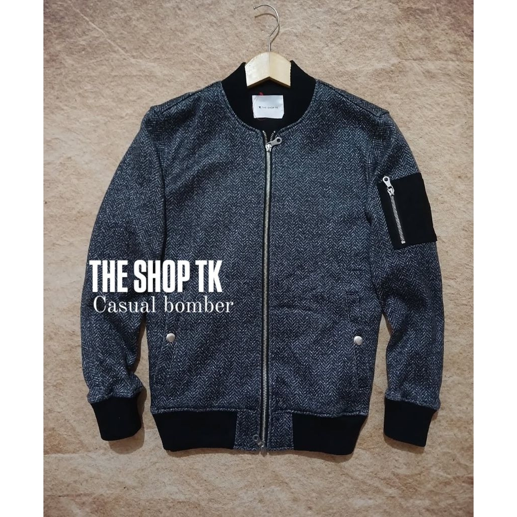 jaket THE SHOP TK bahan lembut adem bekas second preloved