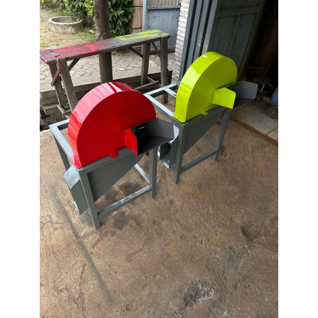 Mesin cacah rumput dinamo 350watt kap 40ekor kambing