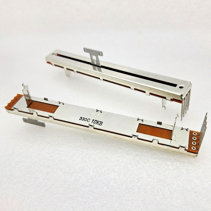 FADER ALLEN HEATH QU32 FADER MIXER DIGITAL QU32 QU24 QU16 POTENSIO FADER MIXER ALLEN & HEATH