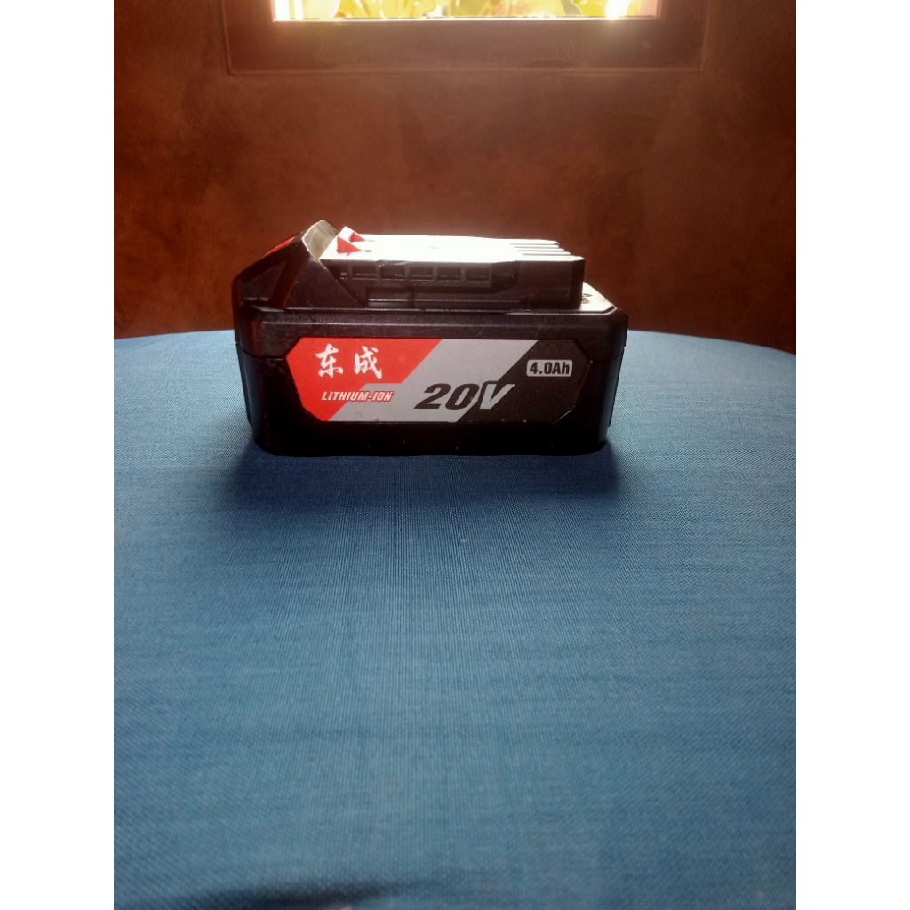 baterai Dongcheng second