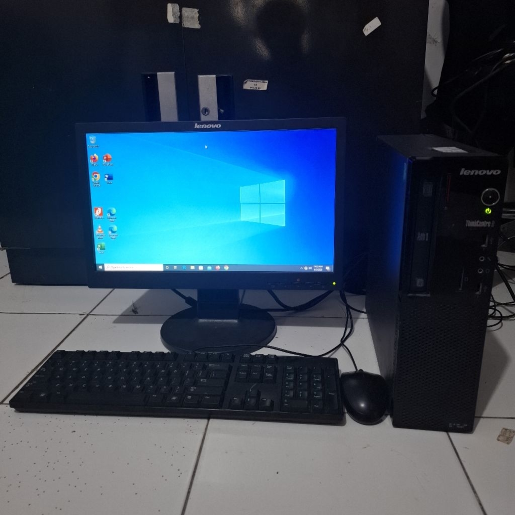 Paket Pc Built Up Lenovo Core i3 Gen 3 Ram 4gb - HDD 500GB Monitor Lenovo D186wA 19 inch