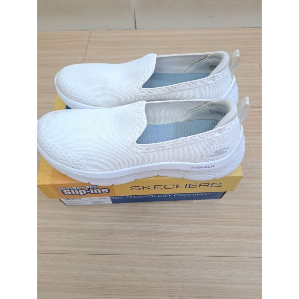 preloved sepatu skechers