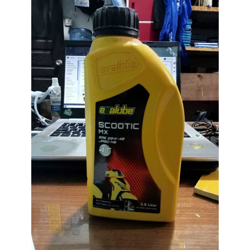 Oli motor matic Evalube scootix Mx 800 ml /oli sae20w