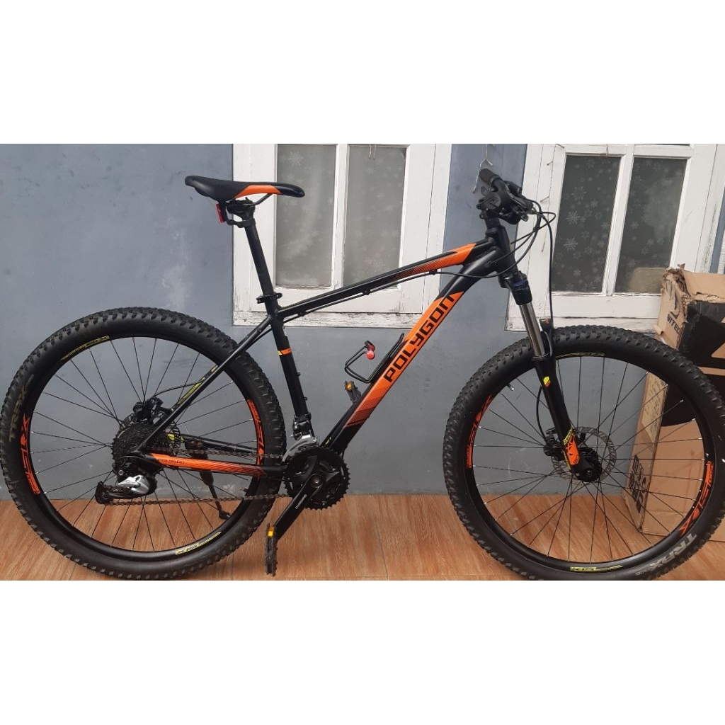 Sepeda MTB Polygon Premier 5 2019 Size M 27.5