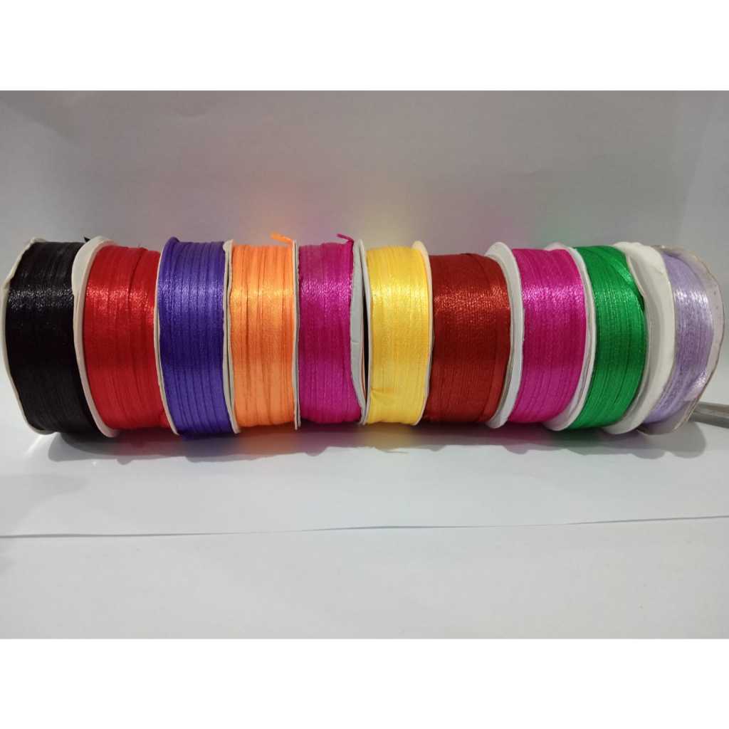 

Pita satin 1/8" per rol