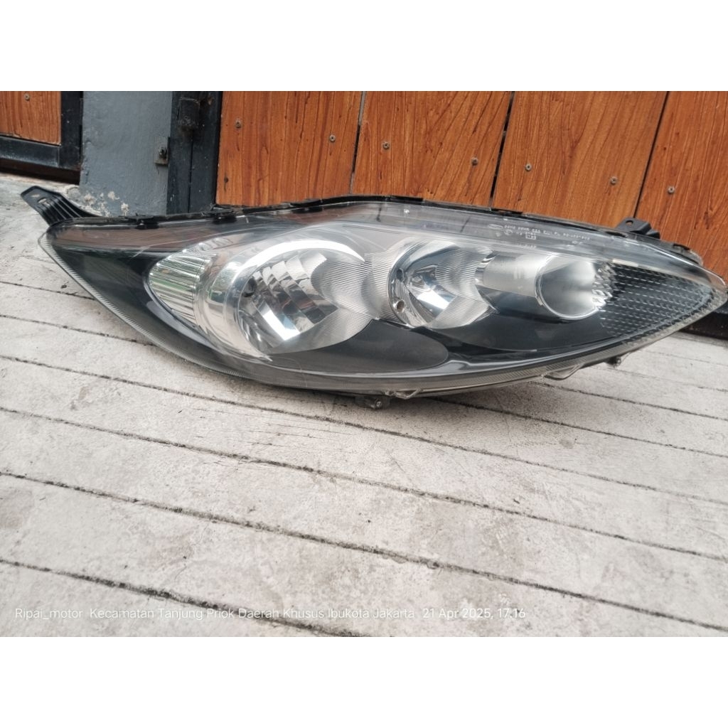 headlamp lampu depan ford fiesta 2010-2011-2012-2013 original
