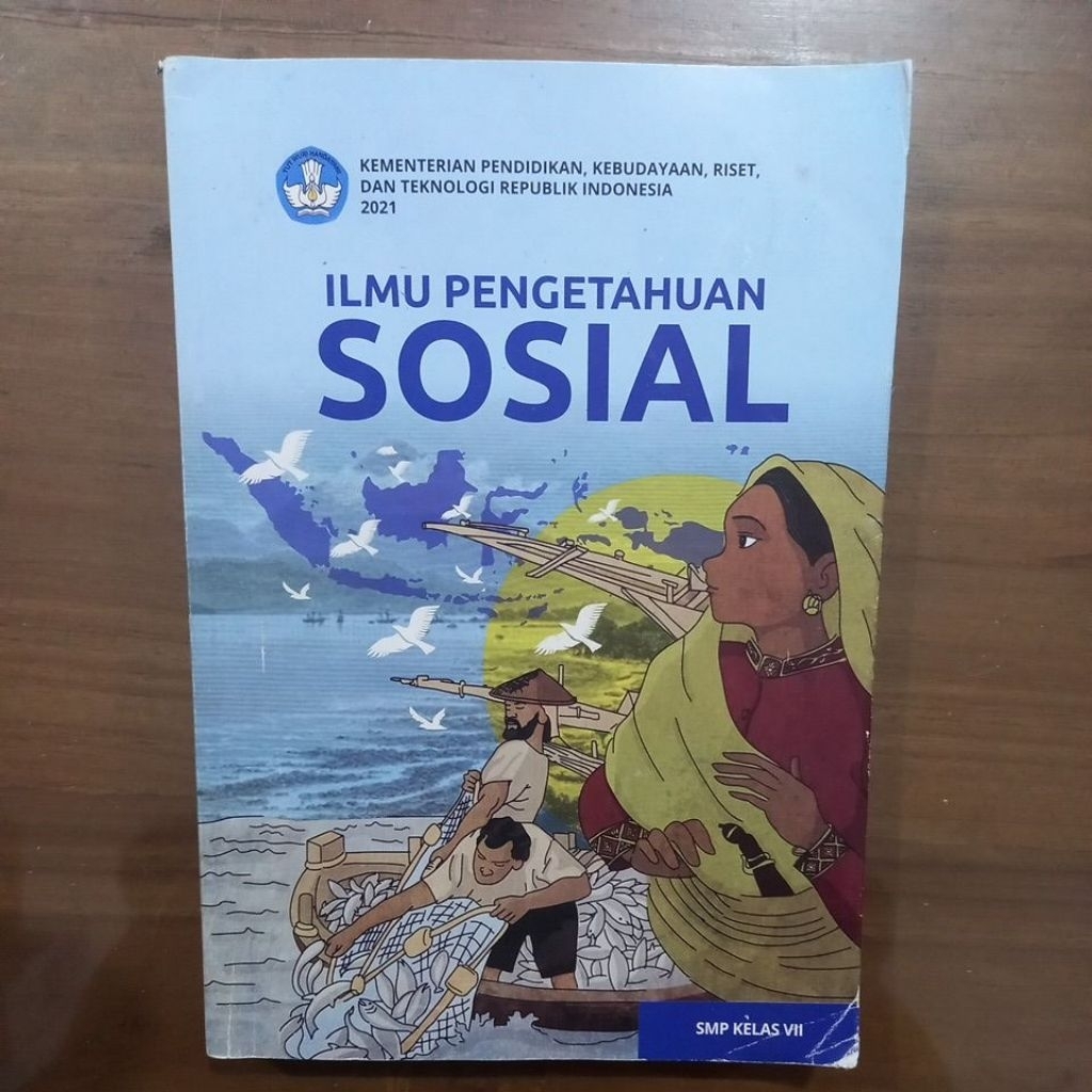 Buku IPS Kelas 7 SMP - Buku Paket Siswa - Kurikulum
Merdeka