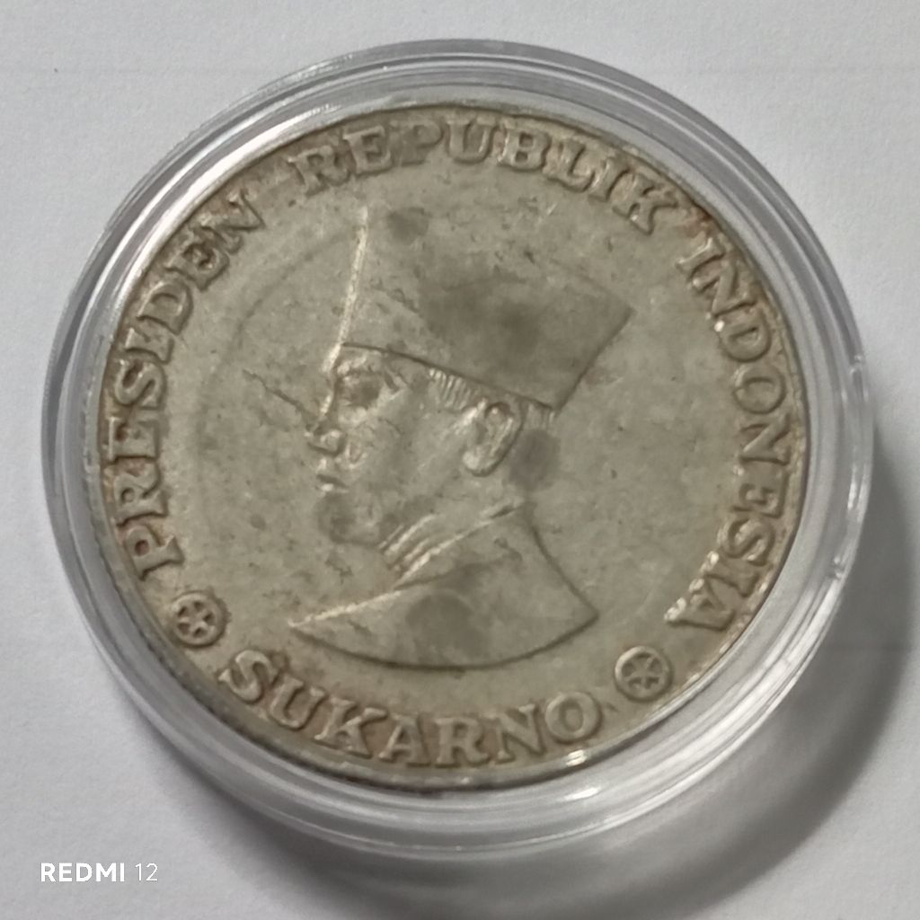 uang koin kuno 50 sen sukarno tahun 1962 bonus kapsul pelindung bekas utuh asli