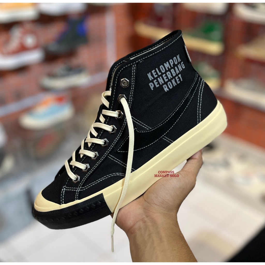 [ORIGINAL] SEPATU COMPASS X KELOMPOK PENERBANG ROKET || COMPASS KPR || GAZELLE HIGH