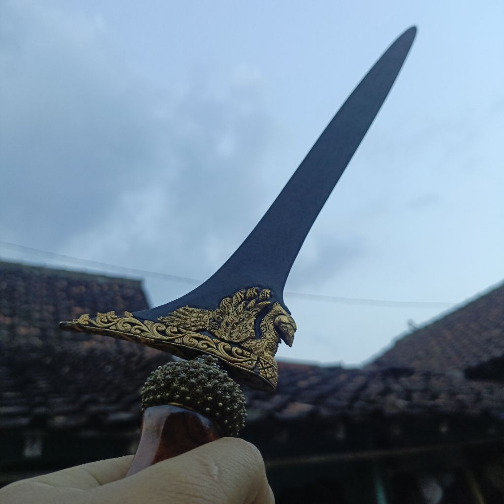 keris paksi jatayu